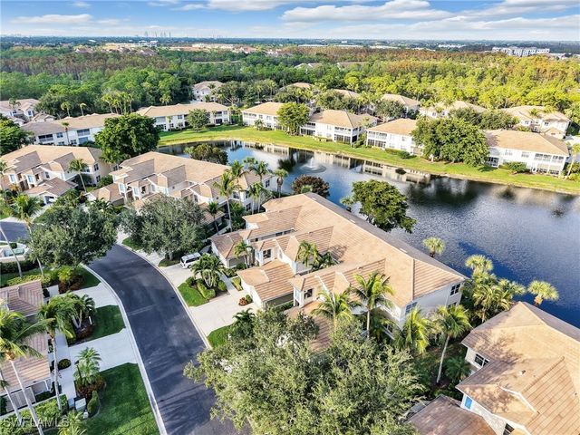 800 Carrick Bend CIR 102, Naples, FL 34110