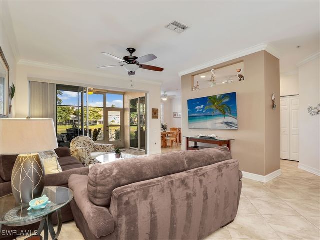 800 Carrick Bend CIR 102, Naples, FL 34110