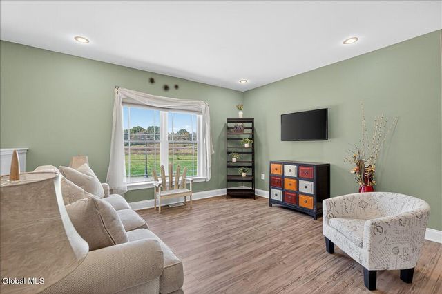 142 Altamont Road, New Scotland, NY 12186