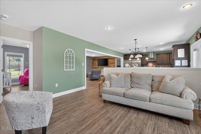 142 Altamont Road, New Scotland, NY 12186