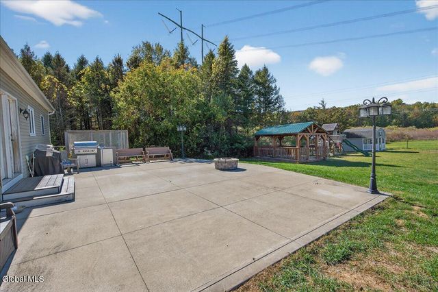 142 Altamont Road, New Scotland, NY 12186