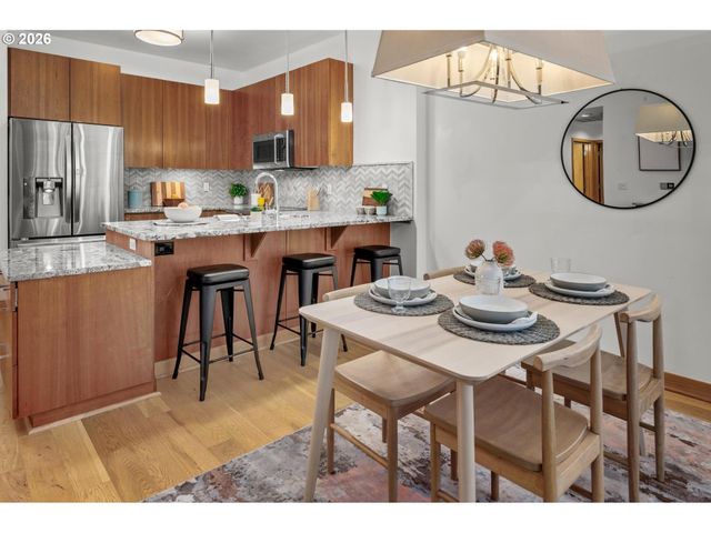 1130 Nw 12TH Ave 308, Portland, OR 97209