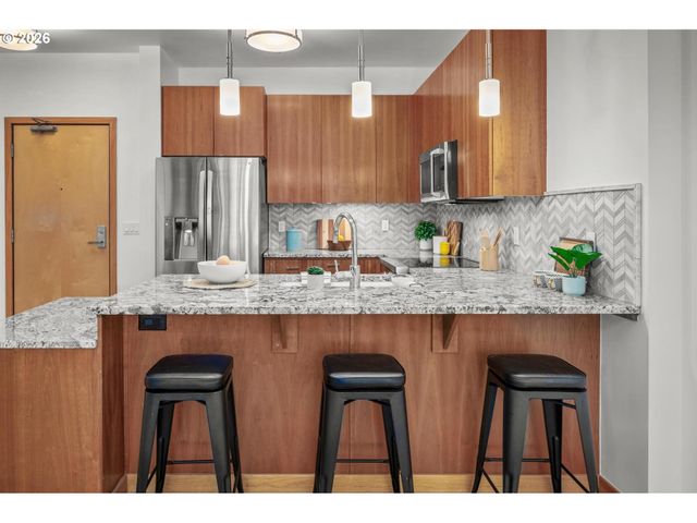 1130 Nw 12TH Ave 308, Portland, OR 97209