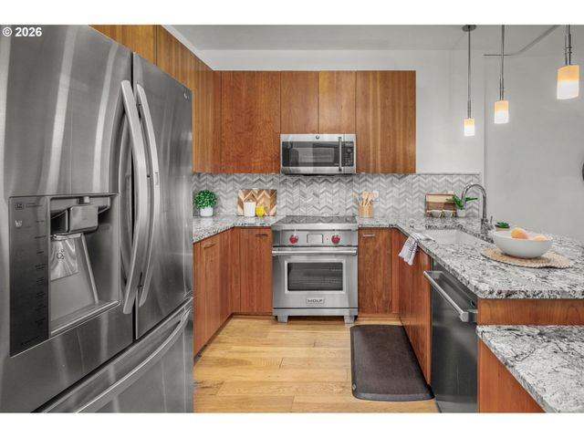 1130 Nw 12TH Ave 308, Portland, OR 97209