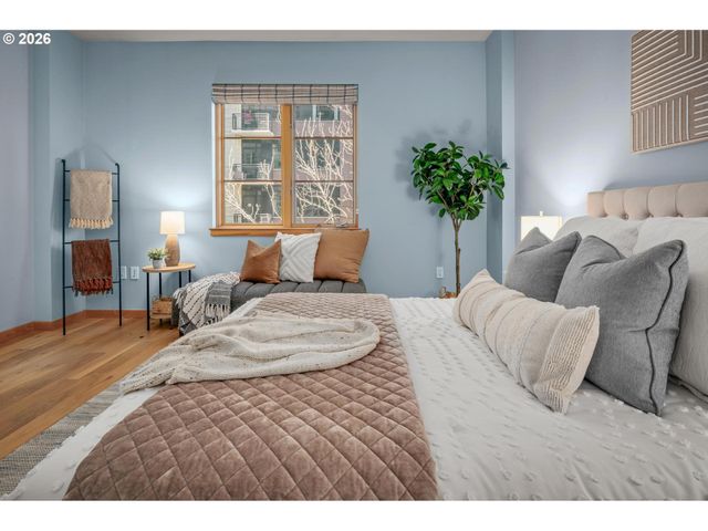 1130 Nw 12TH Ave 308, Portland, OR 97209