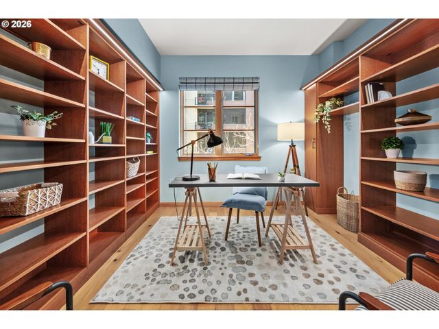 1130 Nw 12TH Ave 308, Portland, OR 97209