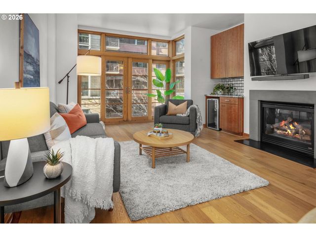 1130 Nw 12TH Ave 308, Portland, OR 97209