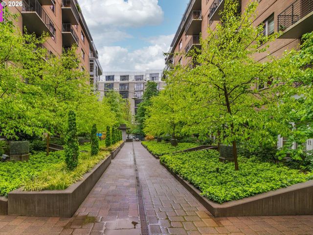 1130 Nw 12TH Ave 308, Portland, OR 97209