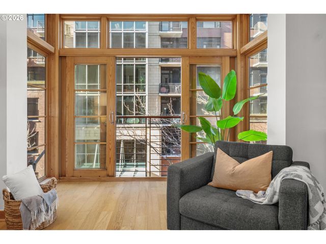 1130 Nw 12TH Ave 308, Portland, OR 97209