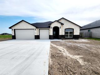 701 Eagle Claw DR, Salado, TX 76571