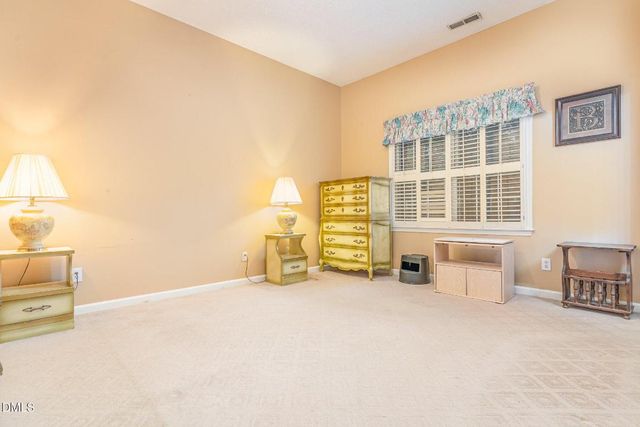 1009 Willow Ridge Drive, Knightdale, NC 27545