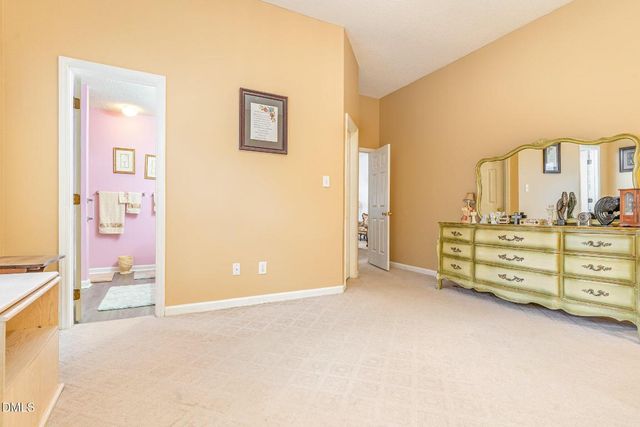 1009 Willow Ridge Drive, Knightdale, NC 27545