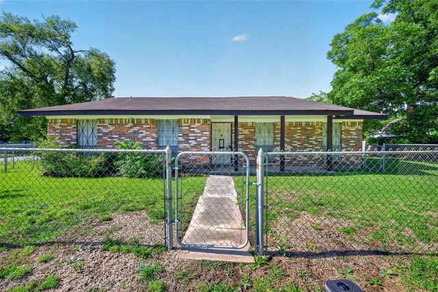 8158 Detroit Street, Houston, TX 77017