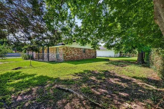 8158 Detroit Street, Houston, TX 77017