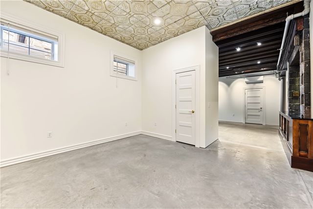 905 North Main Street 102, Providence, RI 02903