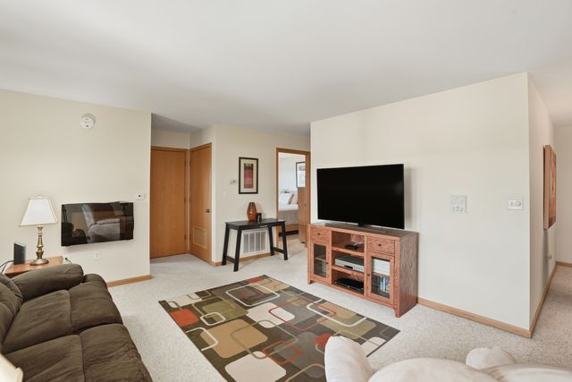 5018 Midlothian Turnpike 1009, Crestwood, IL 60418