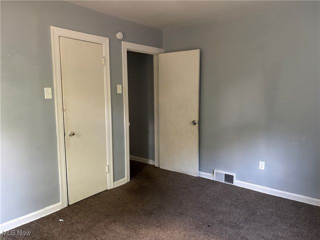 74 Vesper Street, Akron, OH 44310