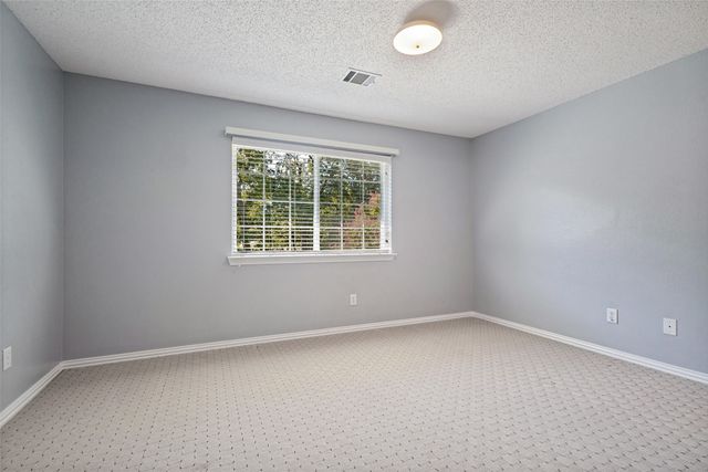 204 E Chapel Downs Drive, Southlake, TX 76092