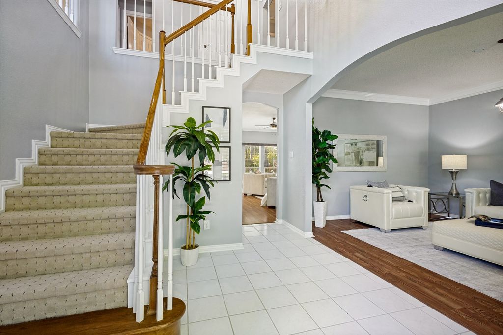 204 E Chapel Downs Drive, Southlake, TX 76092 — photo 5