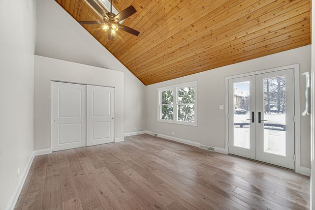 967 W Bauer Road, Naperville, IL 60563