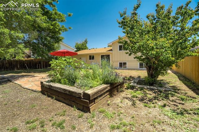 7330 Sugarloaf Terrace, Fountain, CO 80817