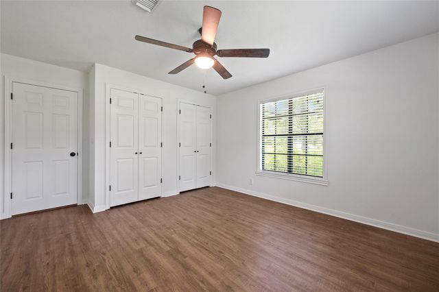 83 County Road 3189c, Cleveland, TX 77327