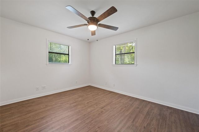 83 County Road 3189c, Cleveland, TX 77327
