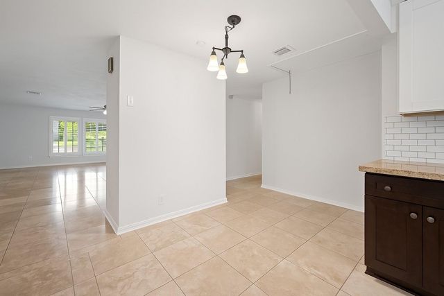 83 County Road 3189c, Cleveland, TX 77327