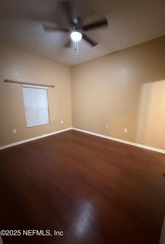 6105 MAGGIES Circle, 101, Jacksonville, FL 32244