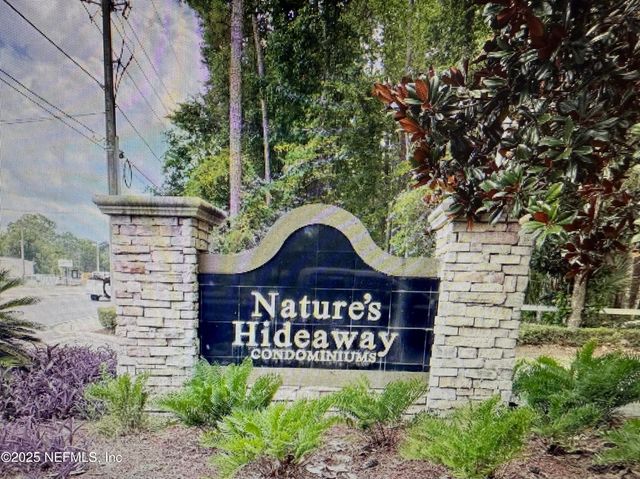 6105 MAGGIES Circle 101, Jacksonville, FL 32244