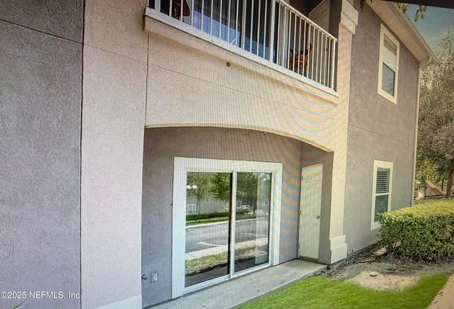 6105 MAGGIES Circle, 101, Jacksonville, FL 32244
