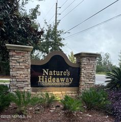 6105 MAGGIES Circle, 101, Jacksonville, FL 32244