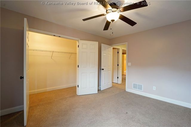 561 Wynterhall Lane, South Charleston, WV 25309