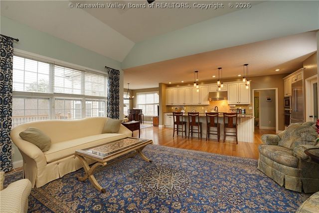 561 Wynterhall Lane, South Charleston, WV 25309