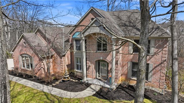 873 Miami Ridge Drive, Miami Twp, OH 45140