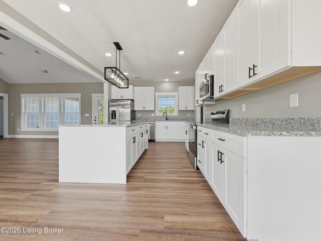88 Betty Boyd Ln, Brandenburg, KY 40108