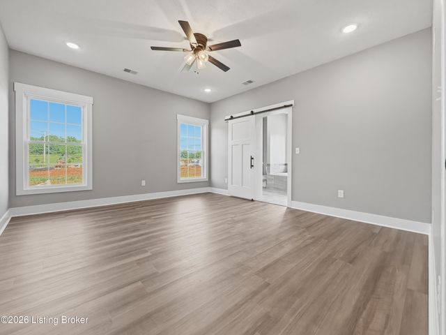 88 Betty Boyd Ln, Brandenburg, KY 40108
