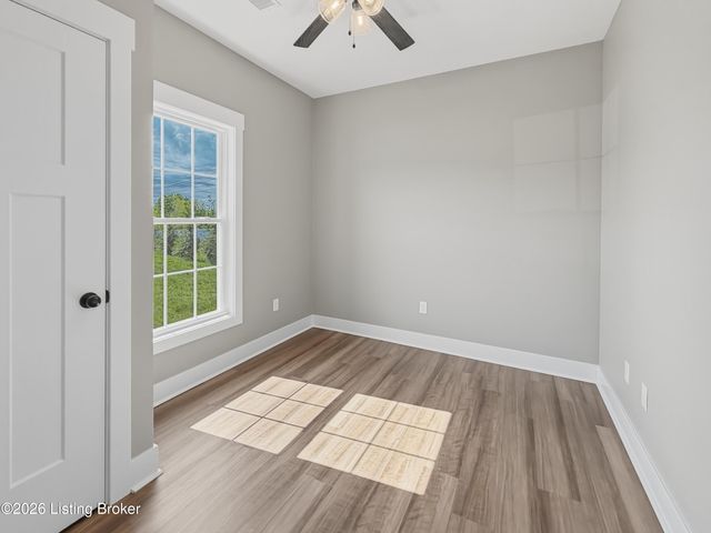 88 Betty Boyd Ln, Brandenburg, KY 40108