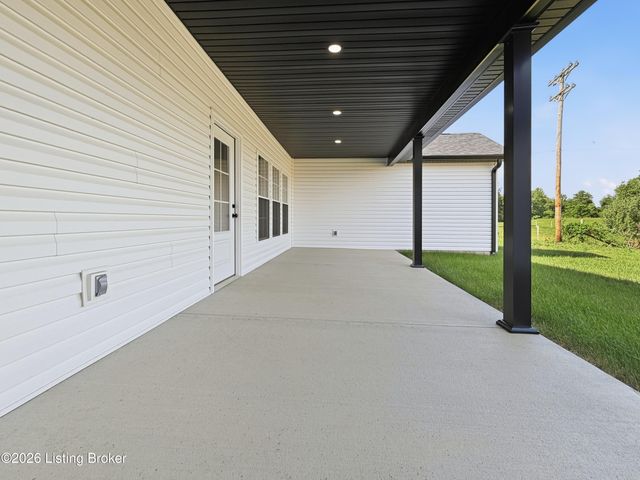 88 Betty Boyd Ln, Brandenburg, KY 40108