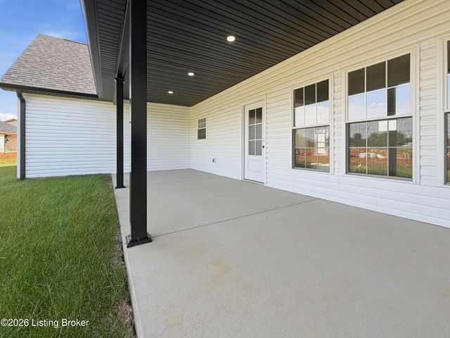 88 Betty Boyd Ln, Brandenburg, KY 40108