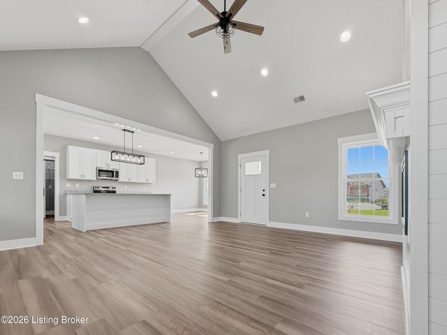 88 Betty Boyd Ln, Brandenburg, KY 40108