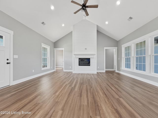 88 Betty Boyd Ln, Brandenburg, KY 40108