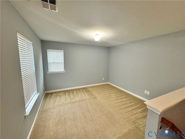 3004 Hunton Cottage Ln, Glen Allen, VA 23060