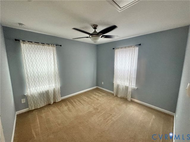 3004 Hunton Cottage Ln, Glen Allen, VA 23060