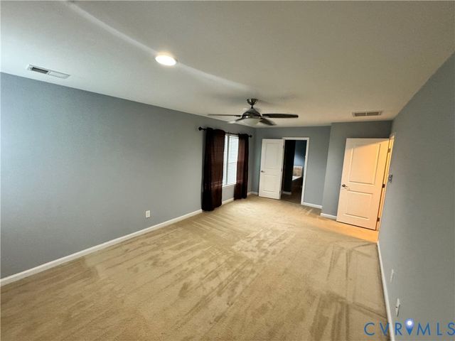 3004 Hunton Cottage Ln, Glen Allen, VA 23060