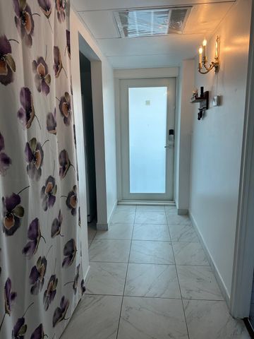 115 Royal Pk Drive 2g, Oakland Park, FL 33309