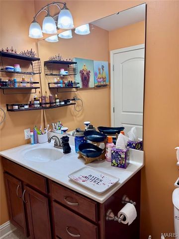 521 Charles Henry Lane, Beaufort, MO 63013