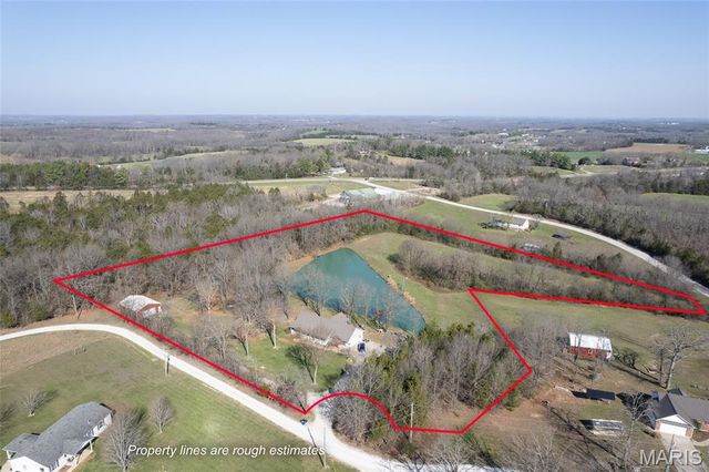 521 Charles Henry Lane, Beaufort, MO 63013