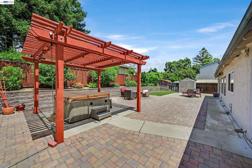 Image 21 of property listing at 2883 Westchester Drive, San Ramon, CA 94583