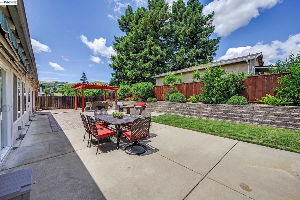 Image 25 of property listing at 2883 Westchester Drive, San Ramon, CA 94583